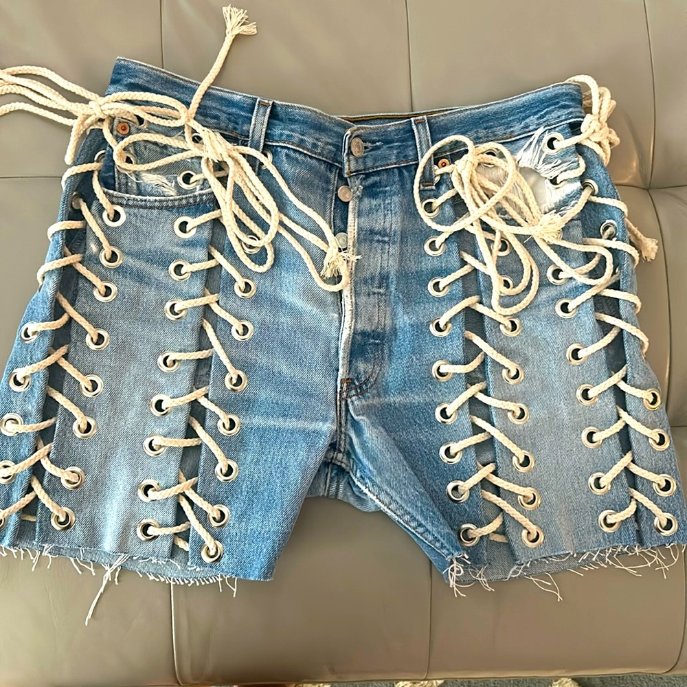 NWOT Samaria Leah reconstructed Levi’s